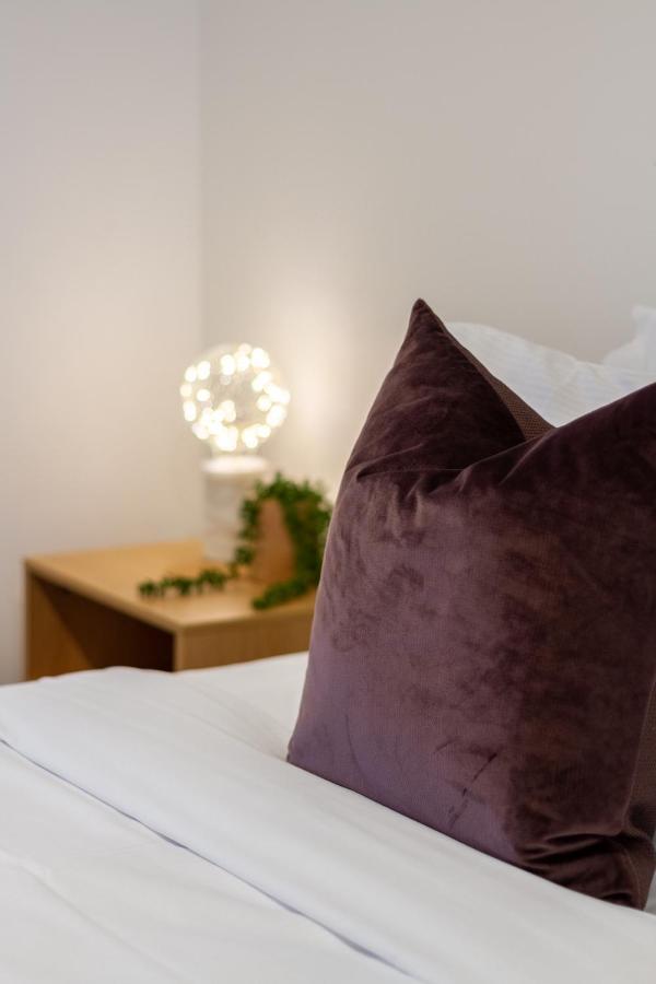 Tuam Street Treasure- 2 Bed 2 Bath Apartment Крайстчърч Екстериор снимка